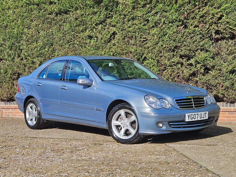 MERCEDES-BENZ C CLASS