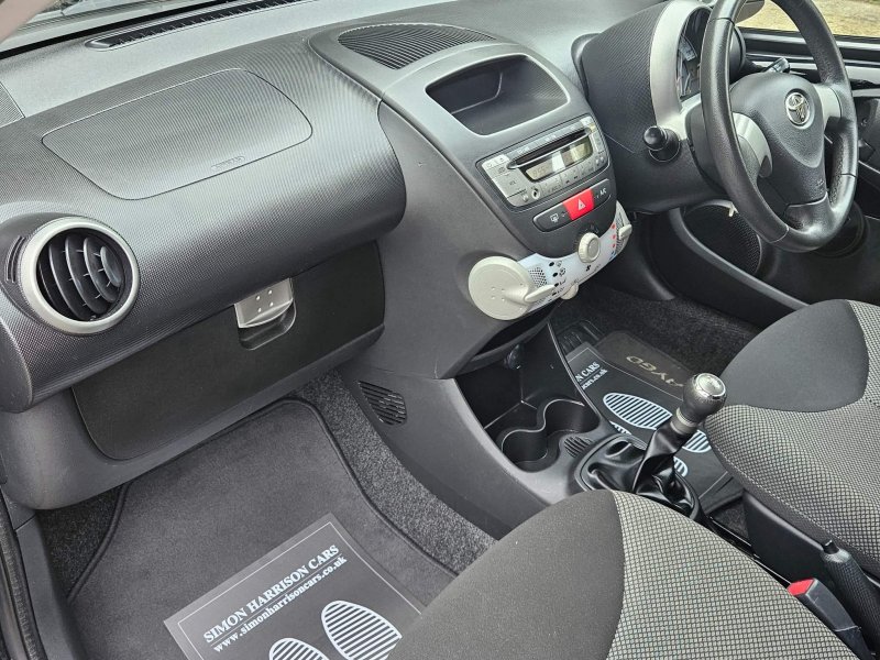 TOYOTA AYGO