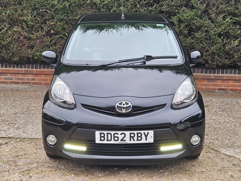 TOYOTA AYGO