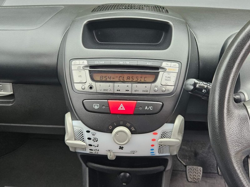 TOYOTA AYGO