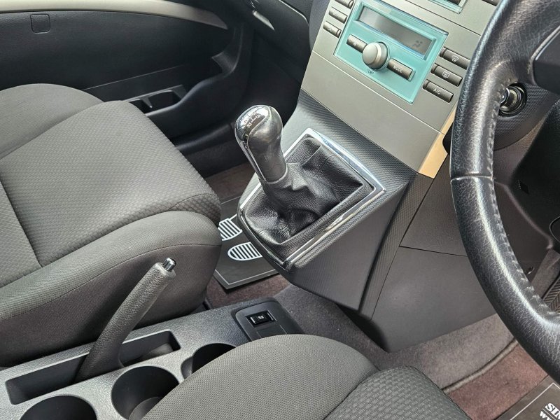 TOYOTA COROLLA VERSO