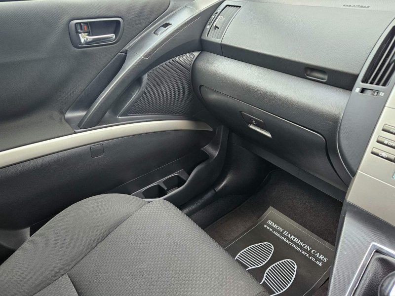 TOYOTA COROLLA VERSO