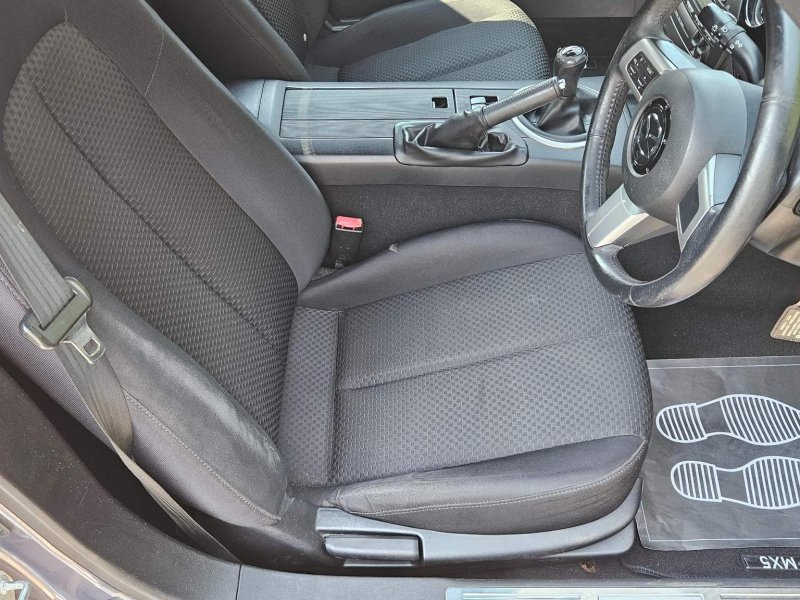 MAZDA MX-5