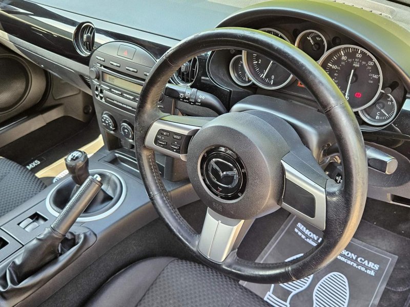 MAZDA MX-5