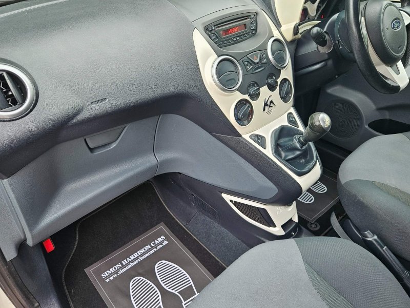 FORD KA