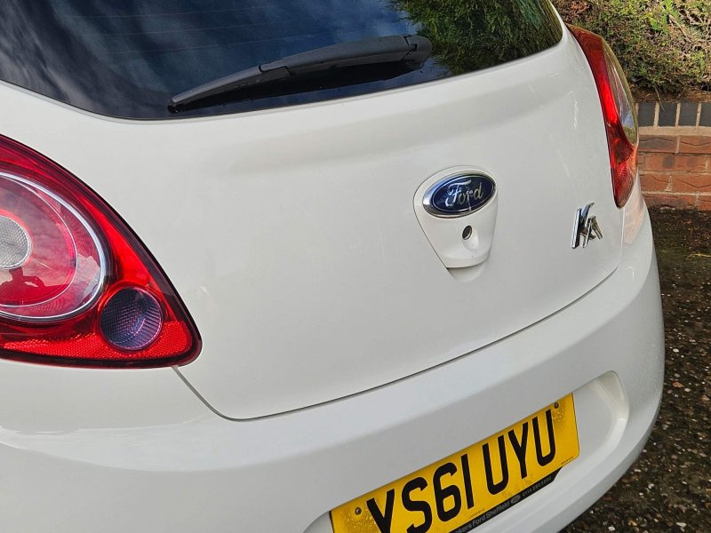 FORD KA