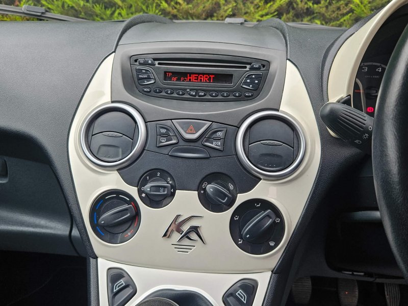 FORD KA