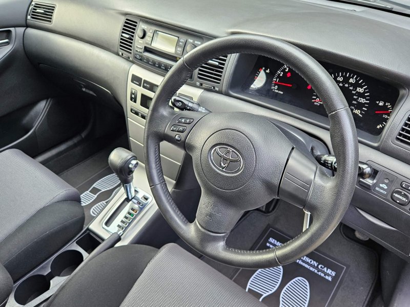 TOYOTA COROLLA