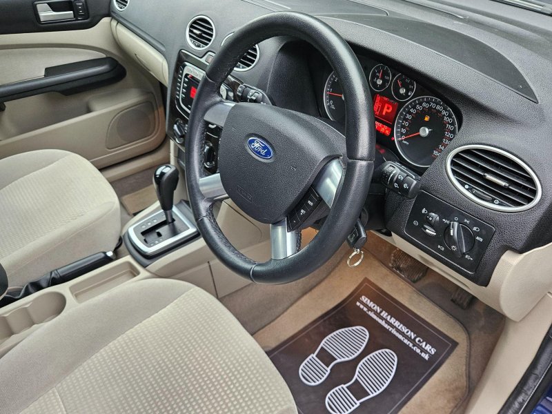FORD FOCUS