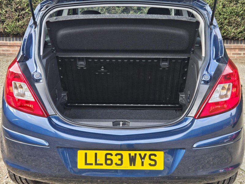 VAUXHALL CORSA