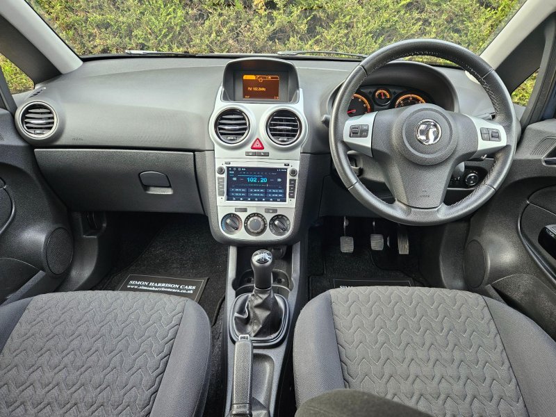 VAUXHALL CORSA