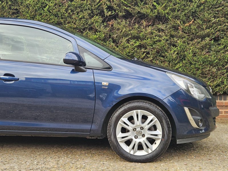 VAUXHALL CORSA