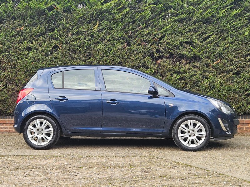 VAUXHALL CORSA