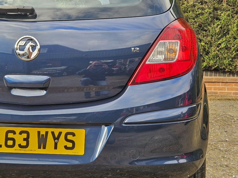 VAUXHALL CORSA