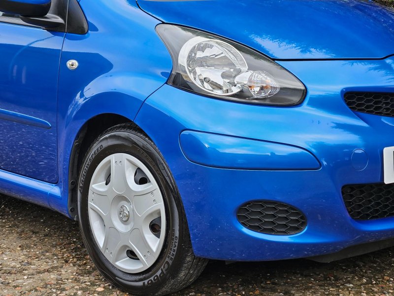 TOYOTA AYGO