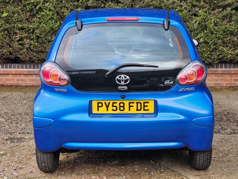 TOYOTA AYGO