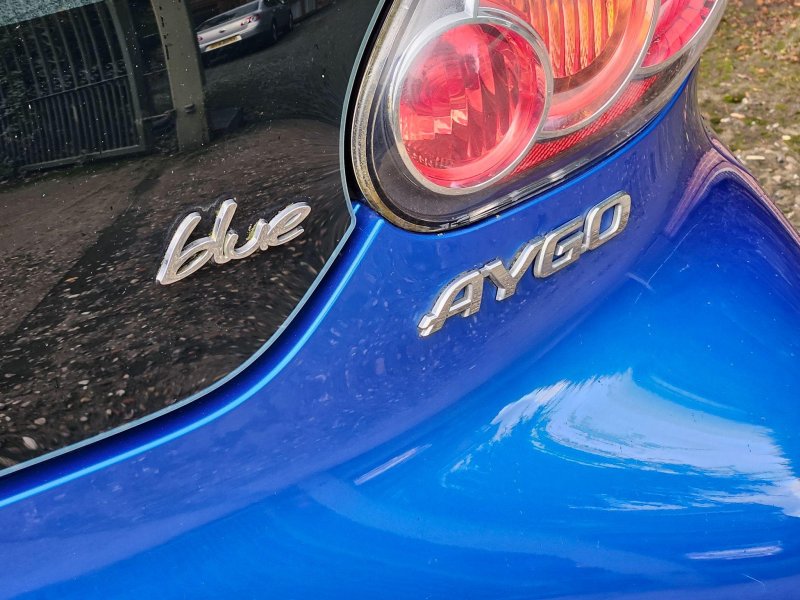 TOYOTA AYGO