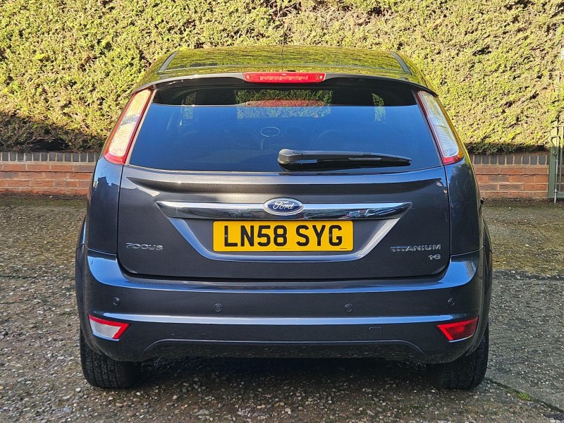 FORD FOCUS