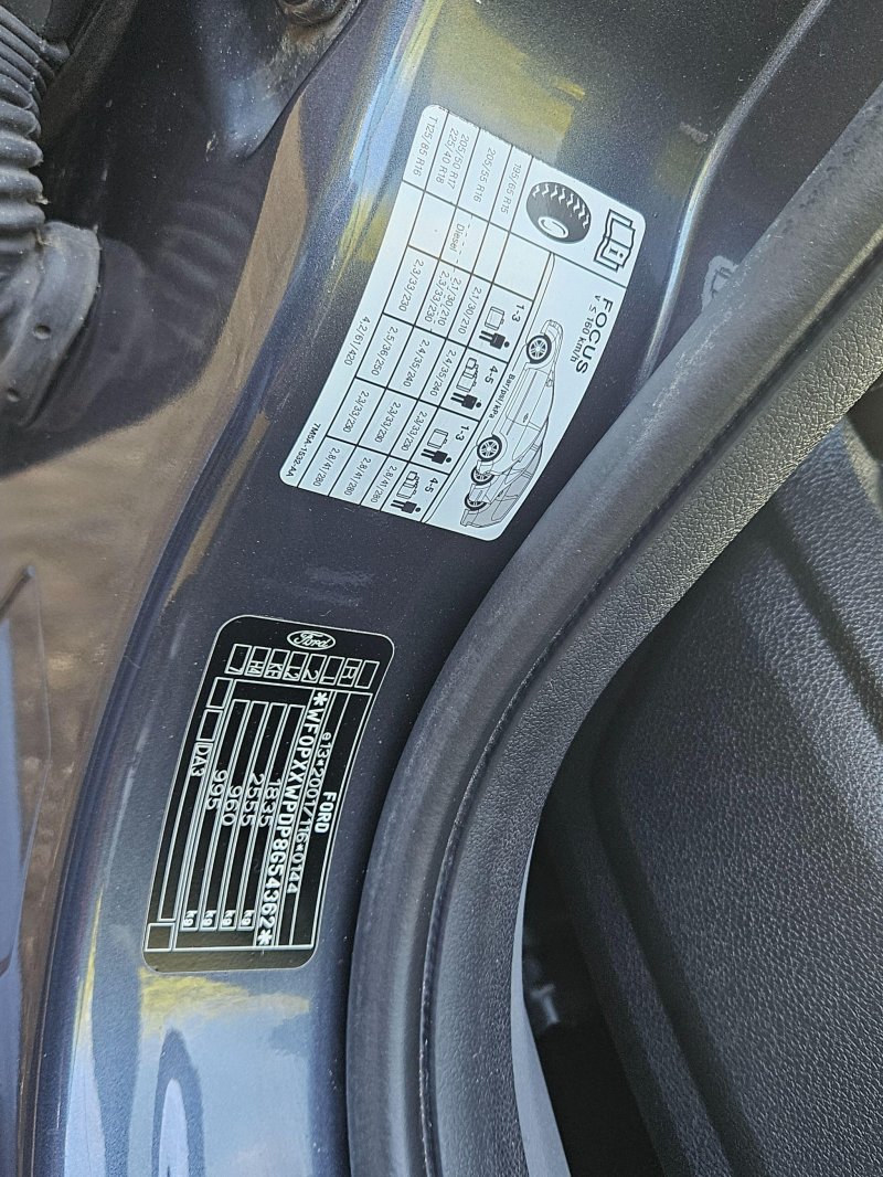 FORD FOCUS