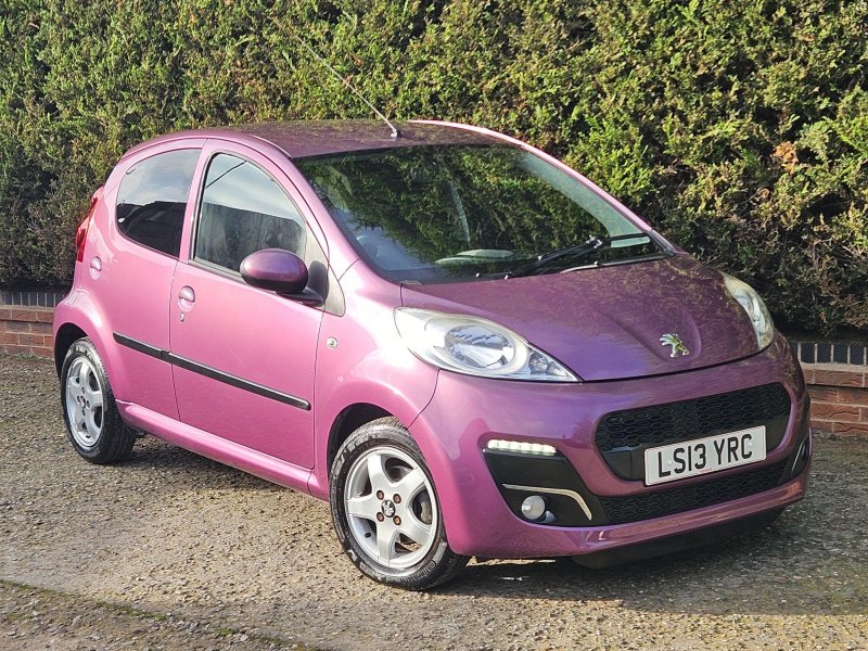 PEUGEOT 107