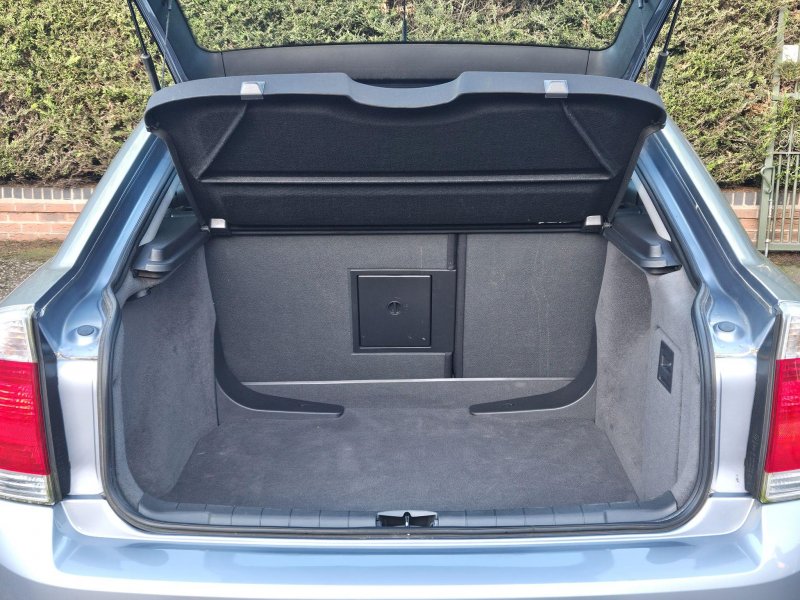 VAUXHALL VECTRA