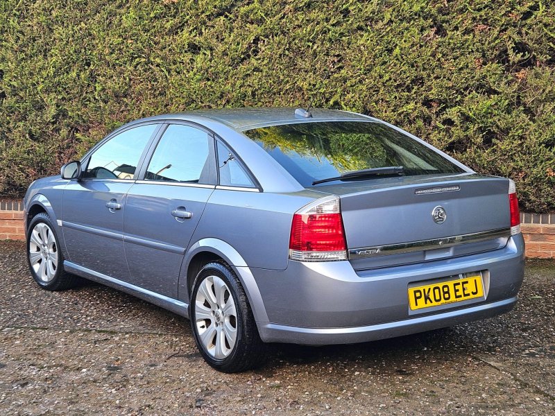 VAUXHALL VECTRA