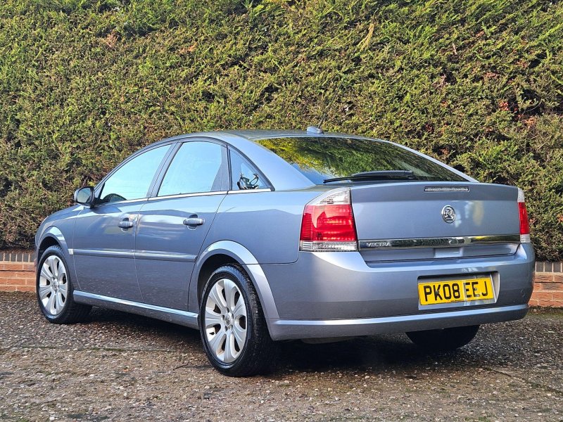 VAUXHALL VECTRA