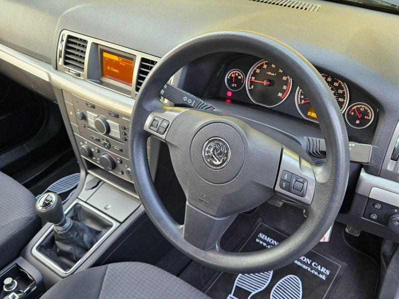 VAUXHALL VECTRA