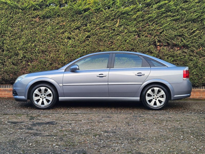 VAUXHALL VECTRA