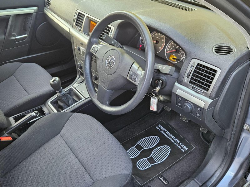 VAUXHALL VECTRA