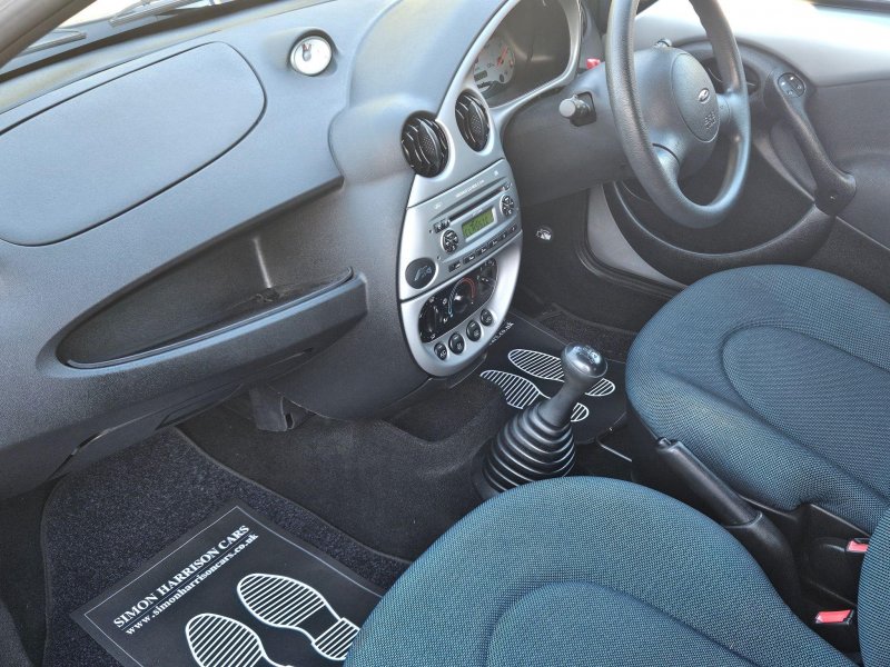 FORD KA