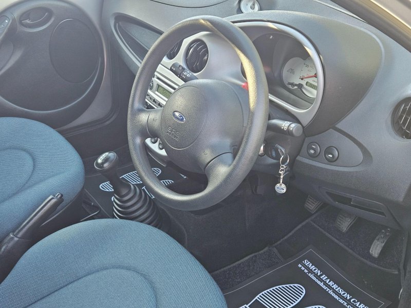 FORD KA