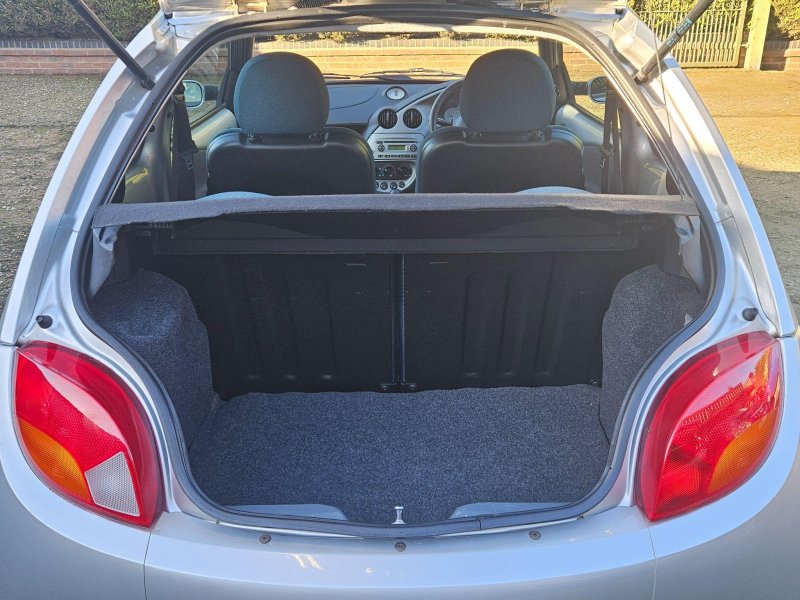 FORD KA