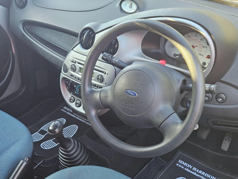 FORD KA