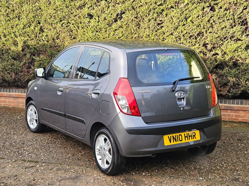 HYUNDAI I10