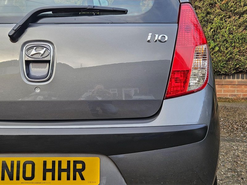 HYUNDAI I10