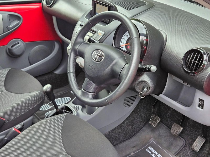 TOYOTA AYGO