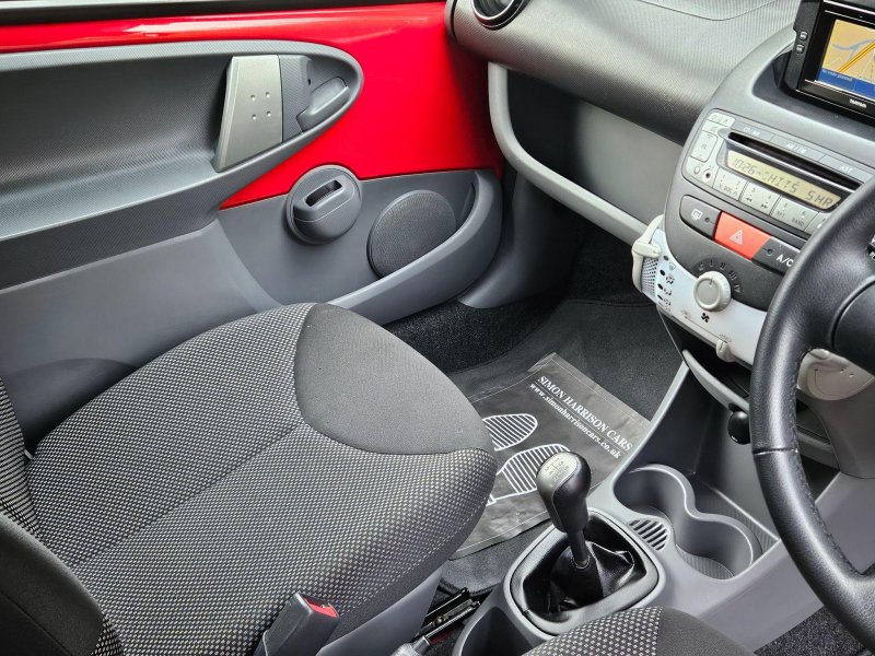TOYOTA AYGO