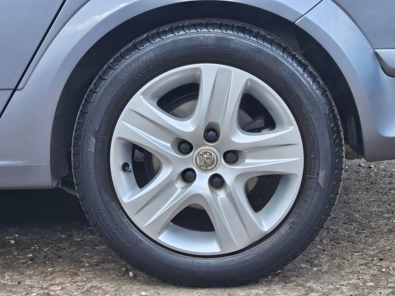 VAUXHALL ASTRA