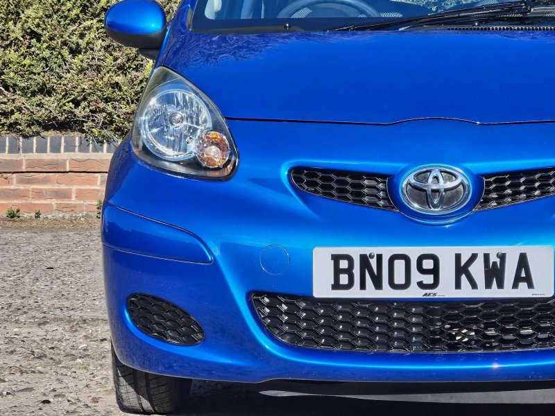 TOYOTA AYGO