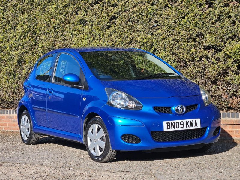 TOYOTA AYGO