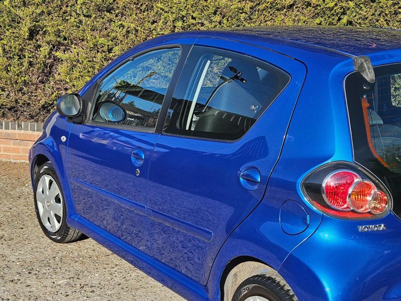 TOYOTA AYGO