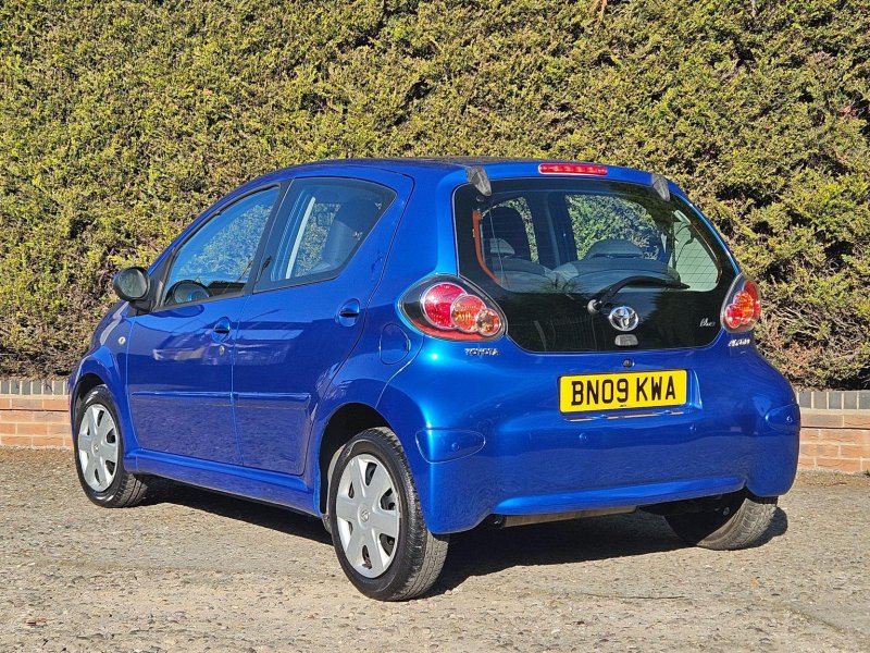 TOYOTA AYGO