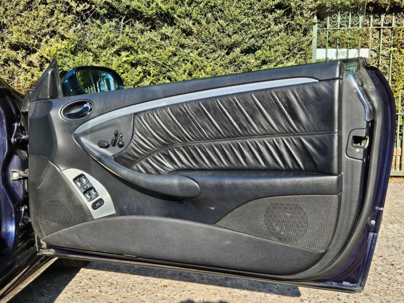 MERCEDES-BENZ CLK