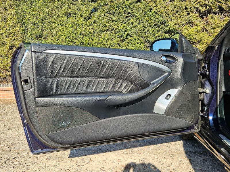 MERCEDES-BENZ CLK