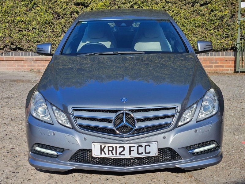 MERCEDES-BENZ E CLASS