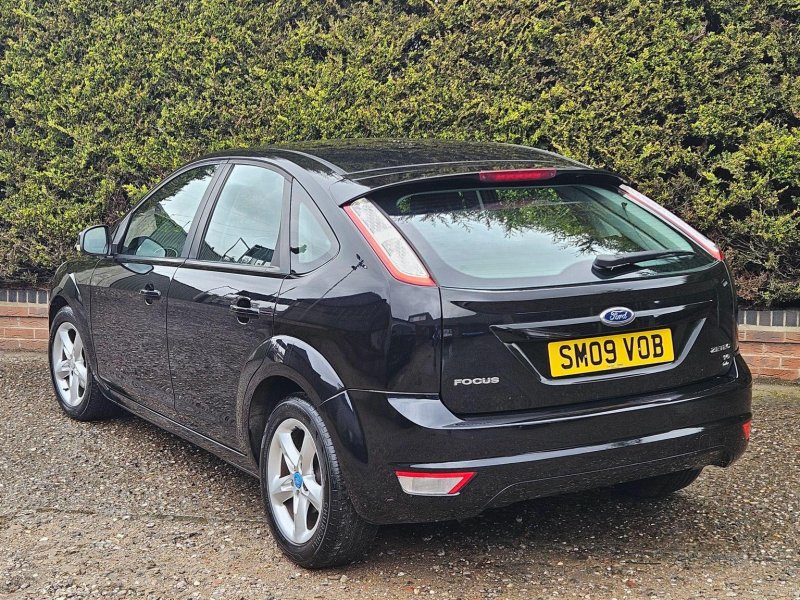 FORD FOCUS