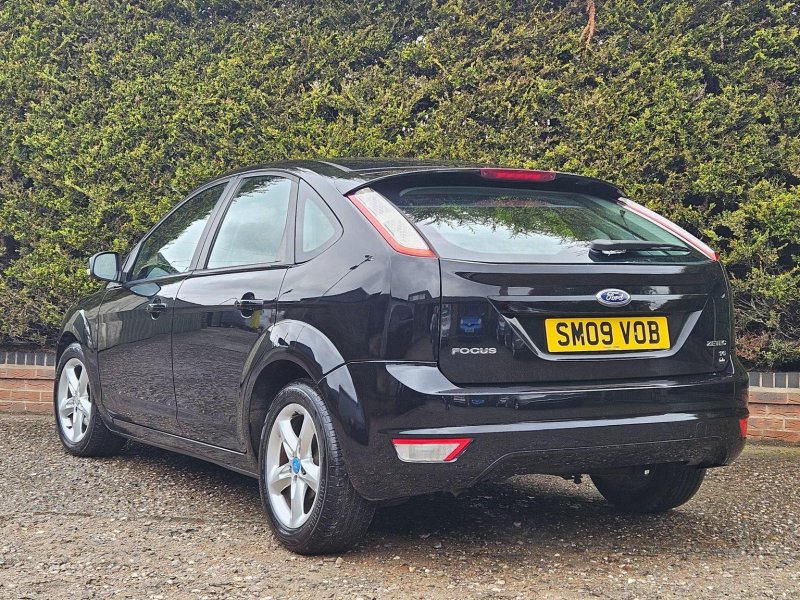 FORD FOCUS