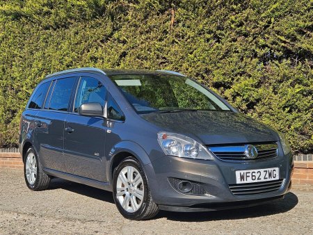 VAUXHALL ZAFIRA 1.7 CDTi ecoFLEX Design Euro 5 5dr (SNav)