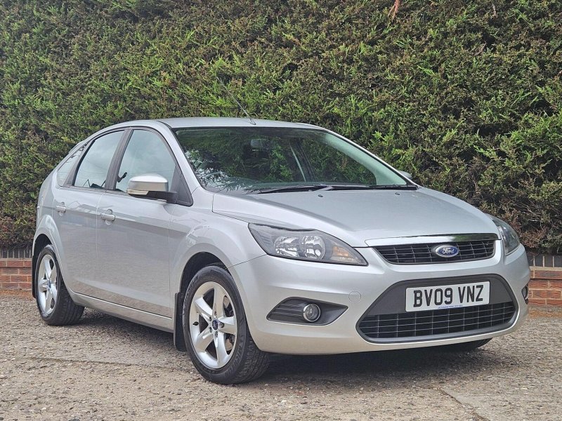 FORD FOCUS 1.8 Zetec 5dr